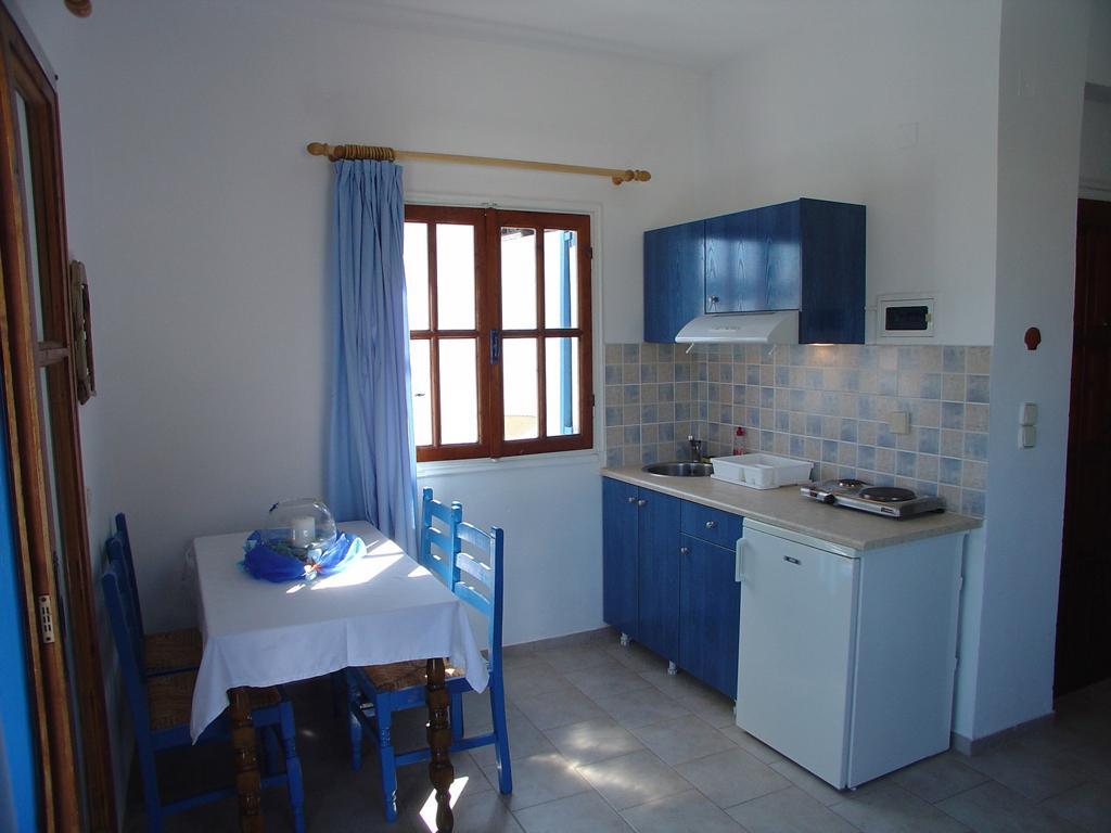 Agnanti Hotel Adámas Extérieur photo